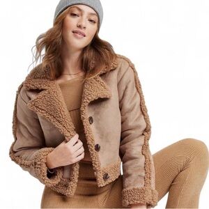 NWT Wild Fable Women's Faux Shearling Jacket Shimmery Glittery Brown Size XXS